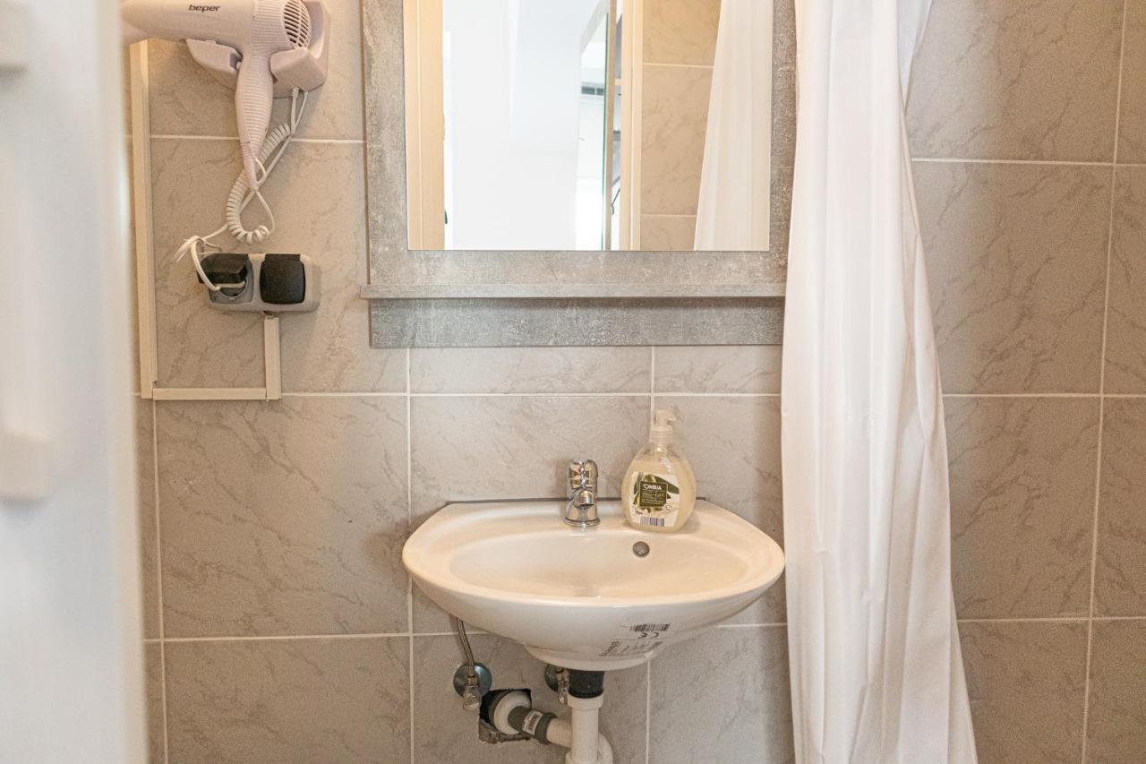 3 Standard Near Hauptbahnhof Appartement *